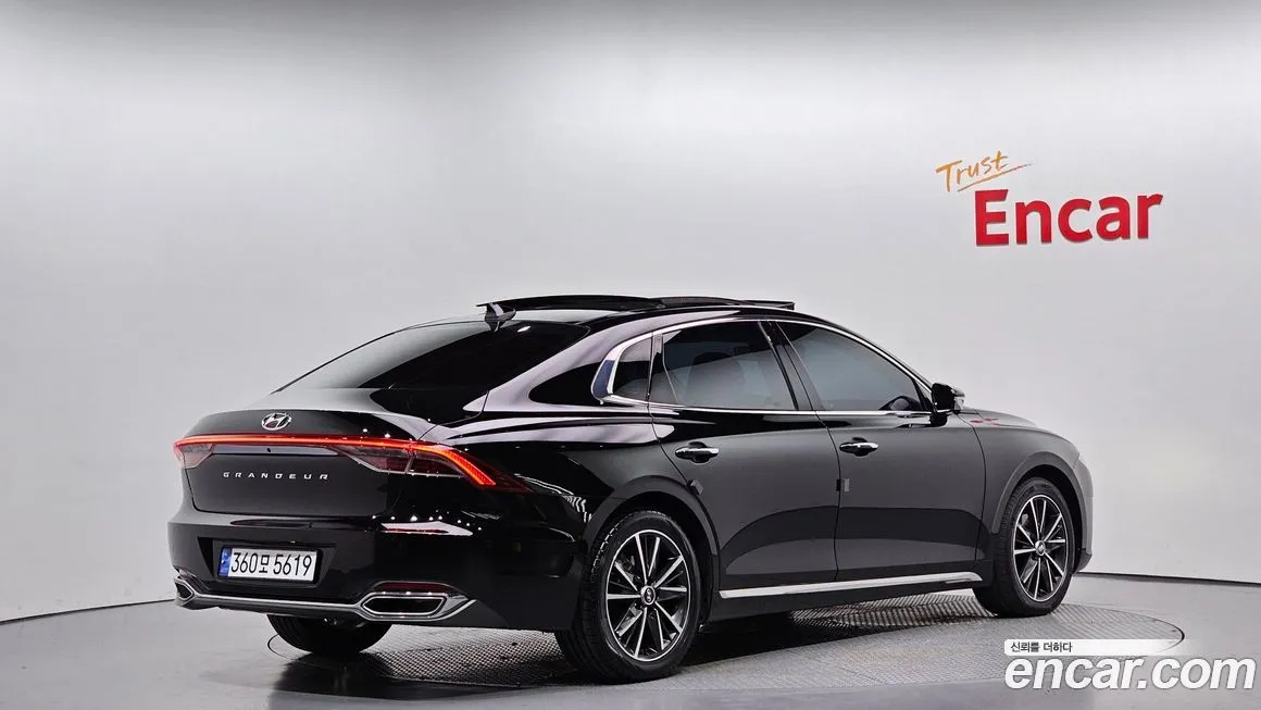Hyundai Grandeur 2022 из KR, фото 2