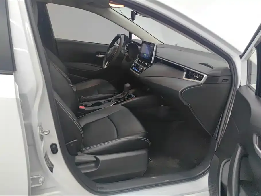 Toyota Corolla 2023 из CN, фото 8