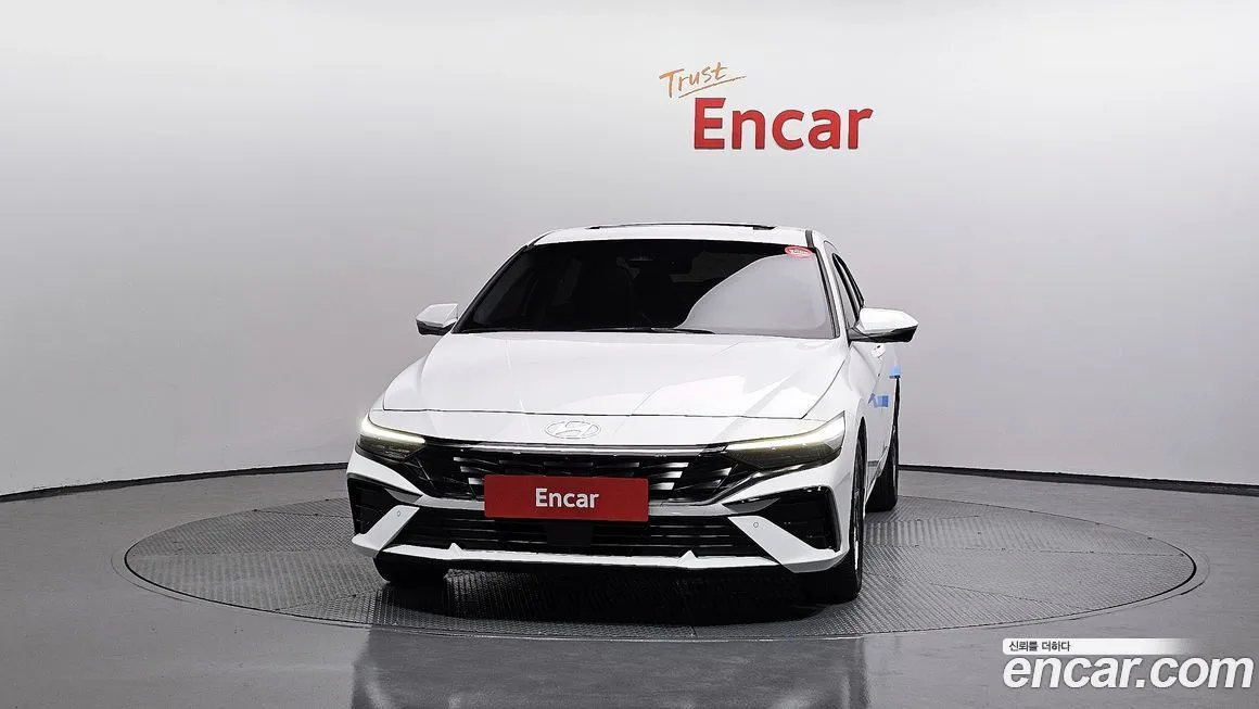 Hyundai AVANTE — фото 3