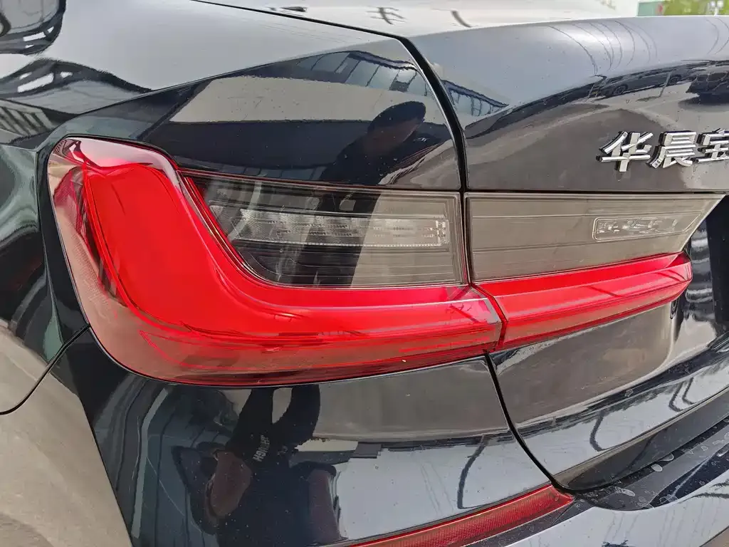 BMW 3 Series 2021 из CN, фото 10