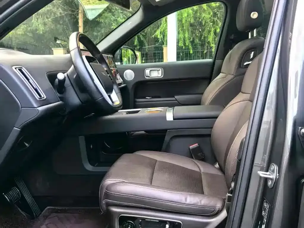 Li Auto L8 2024 из CN, фото 4