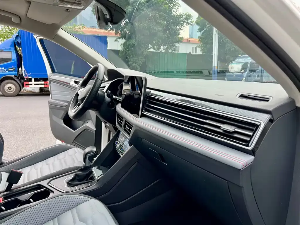 Volkswagen Tiguan X 2022 из CN, фото 10