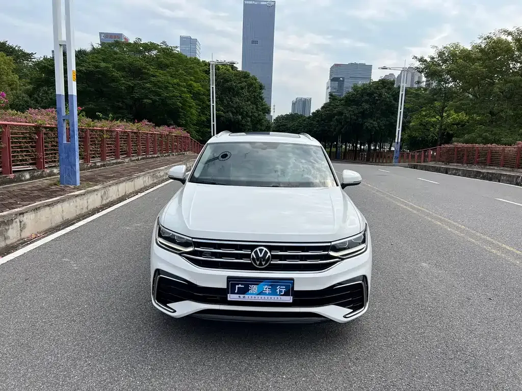 Volkswagen Tiguan X 2022 из CN, фото 2