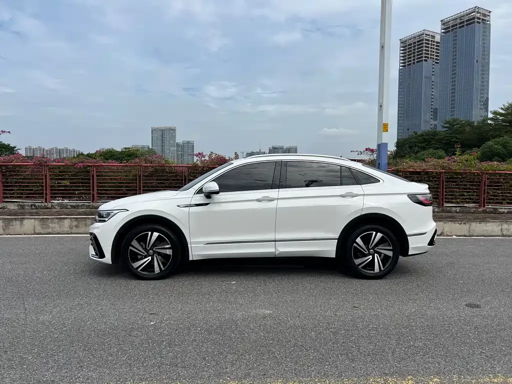 Volkswagen Tiguan X 2022 из CN, фото 5
