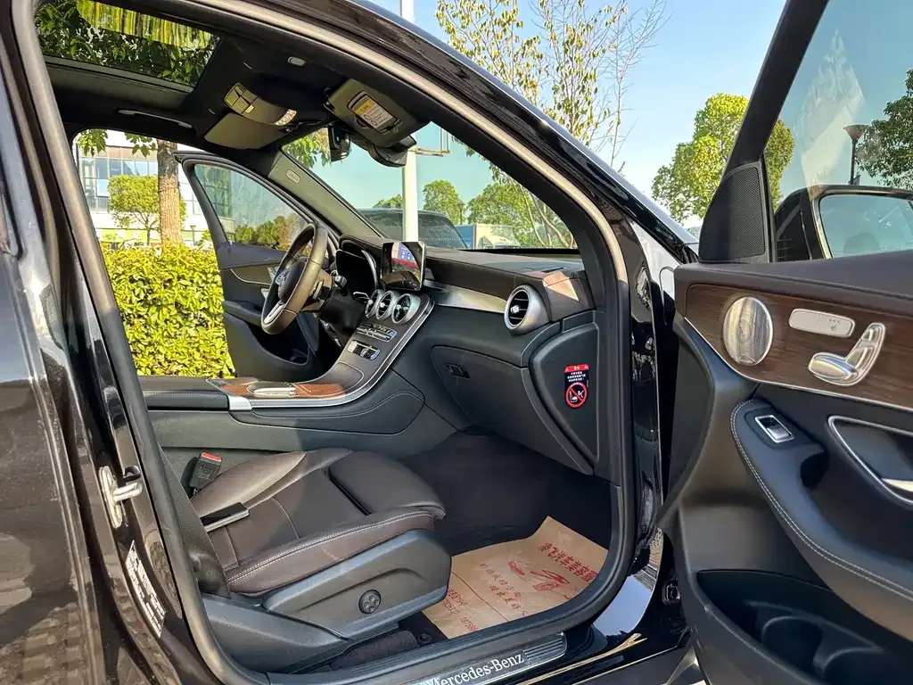 Mercedes-Benz GLC 2021 из CN, фото 10