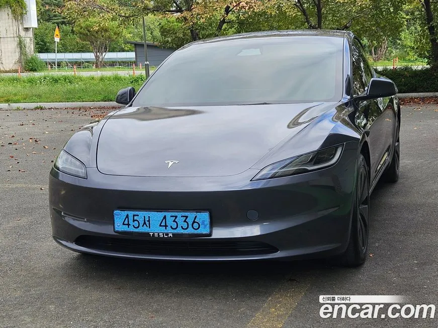Tesla Model 3 2024 из KR, фото 2