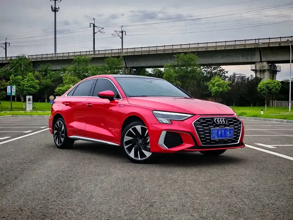 Audi A3 — фото 2