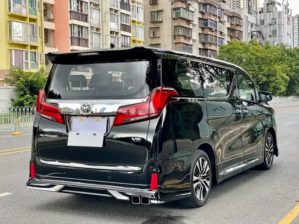 Toyota Alphard 2024 из CN, фото 6