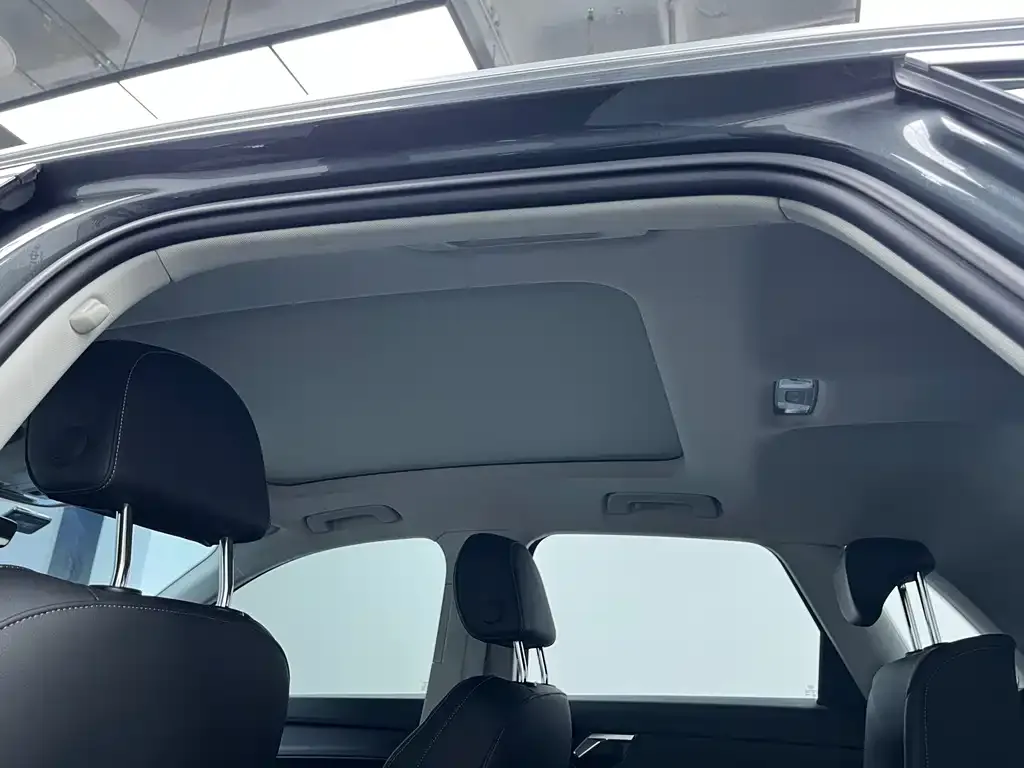 Audi Q3 2023 из CN, фото 10