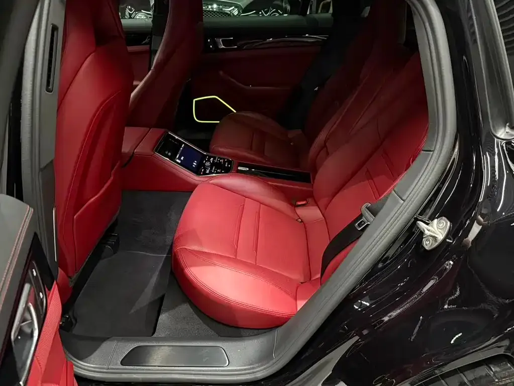 Porsche Panamera 2023 из CN, фото 9