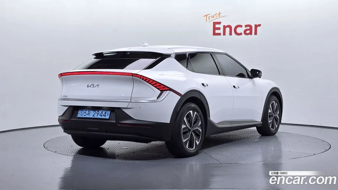 Kia EV6 — фото 2