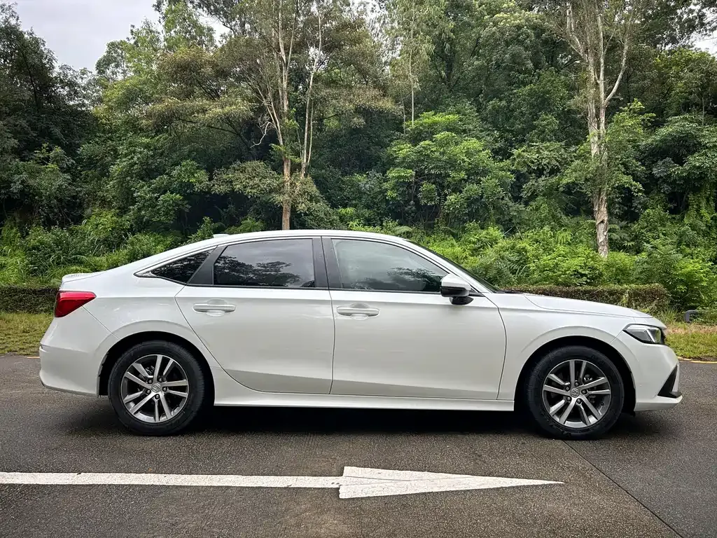 Honda Civic — фото 9