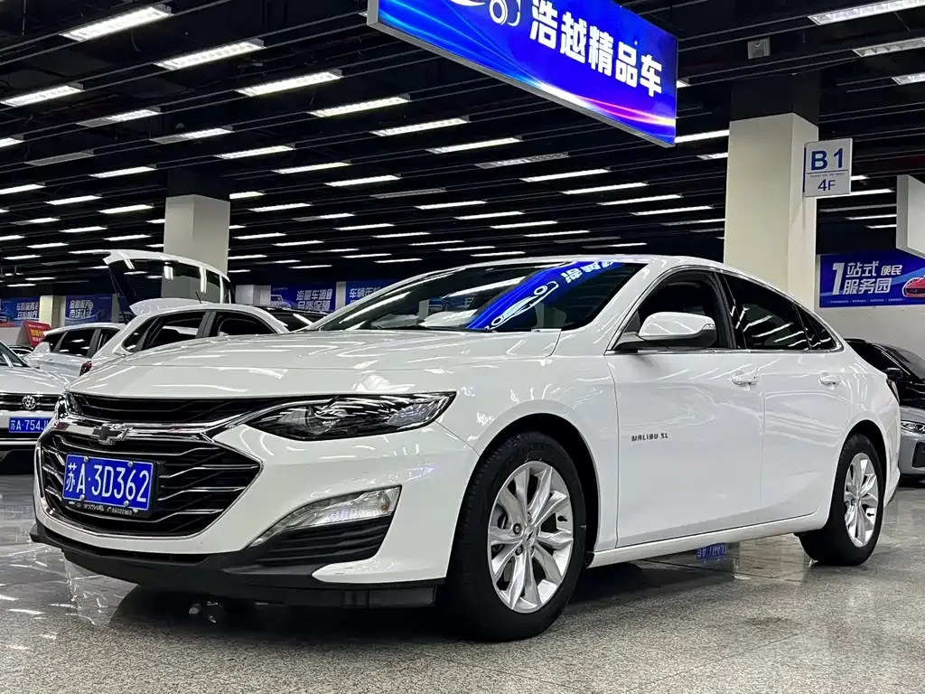 Chevrolet Malibu XL — фото 1