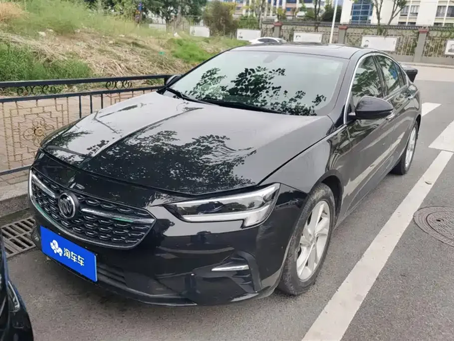 Buick Regal — фото 1