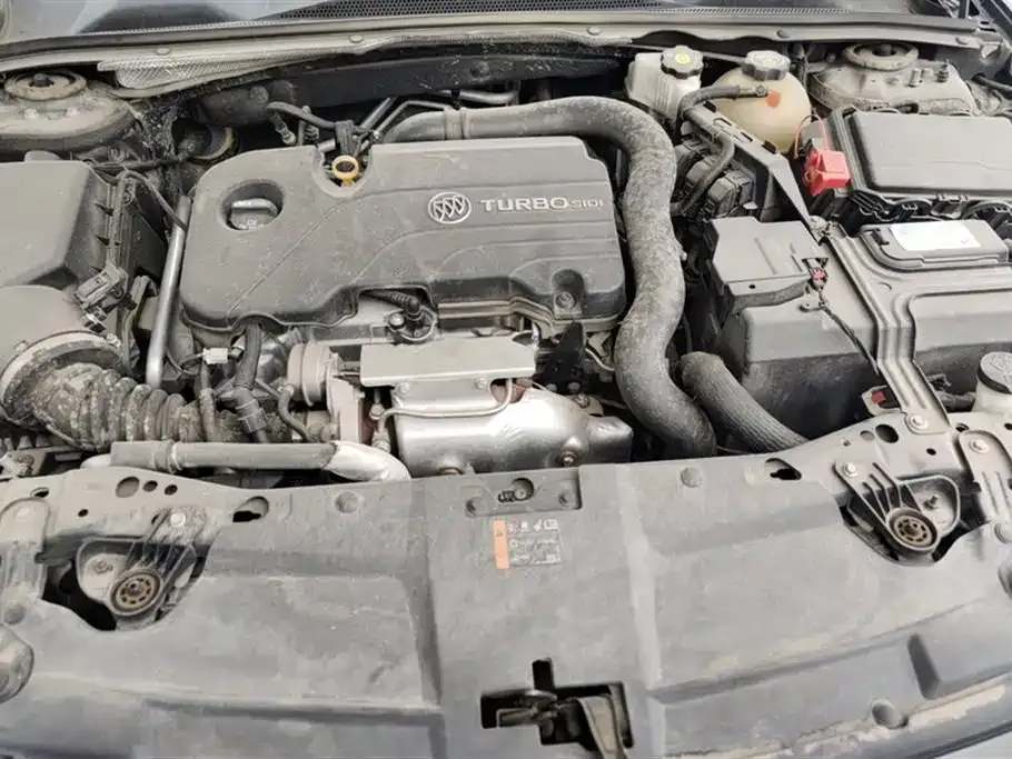 Buick Regal — фото 10