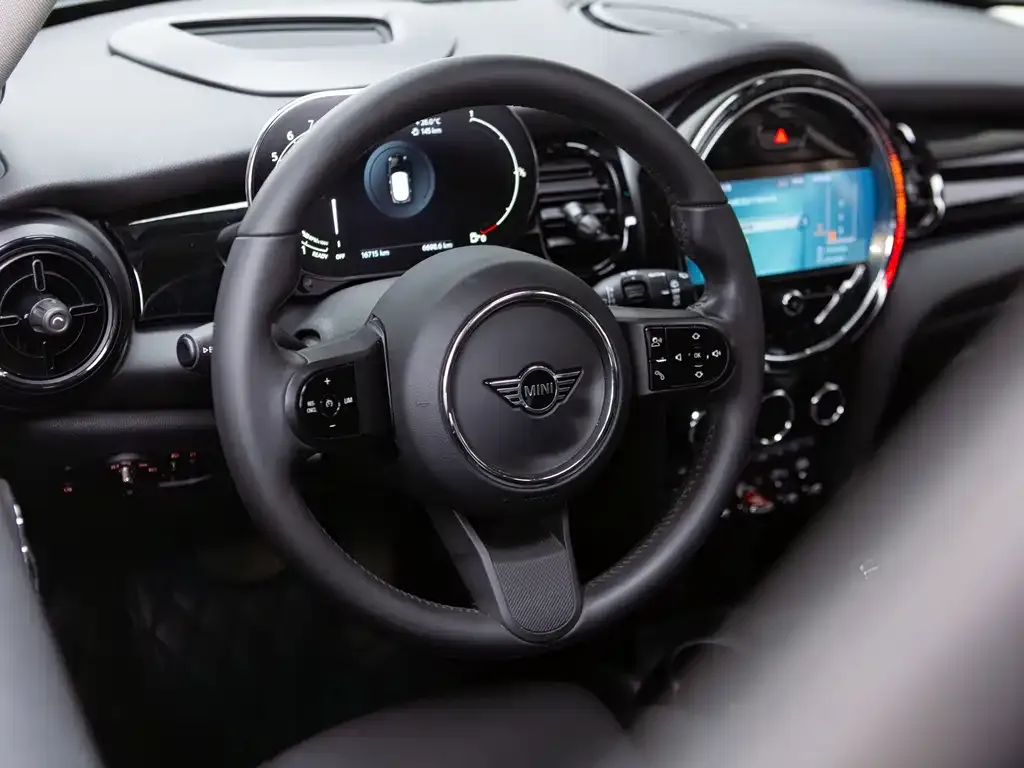MINI Cooper (3-door) 2022 из CN, фото 10