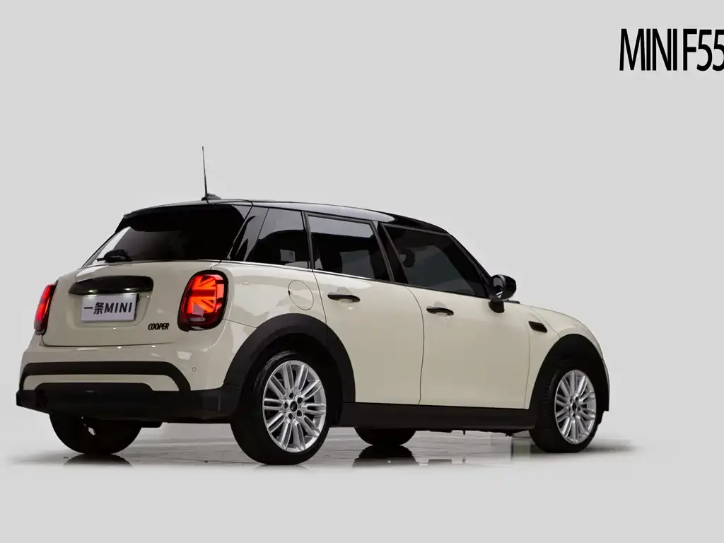 MINI Cooper (3-door) 2022 из CN, фото 4