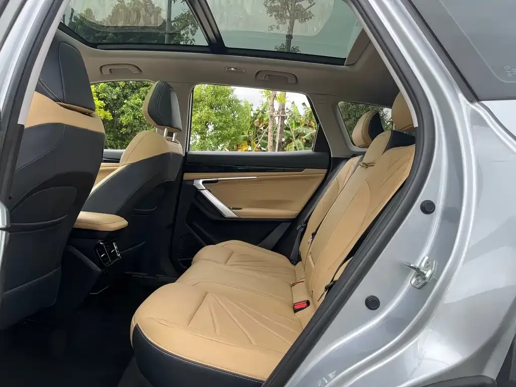 Geely Boyue L 2023 из CN, фото 9