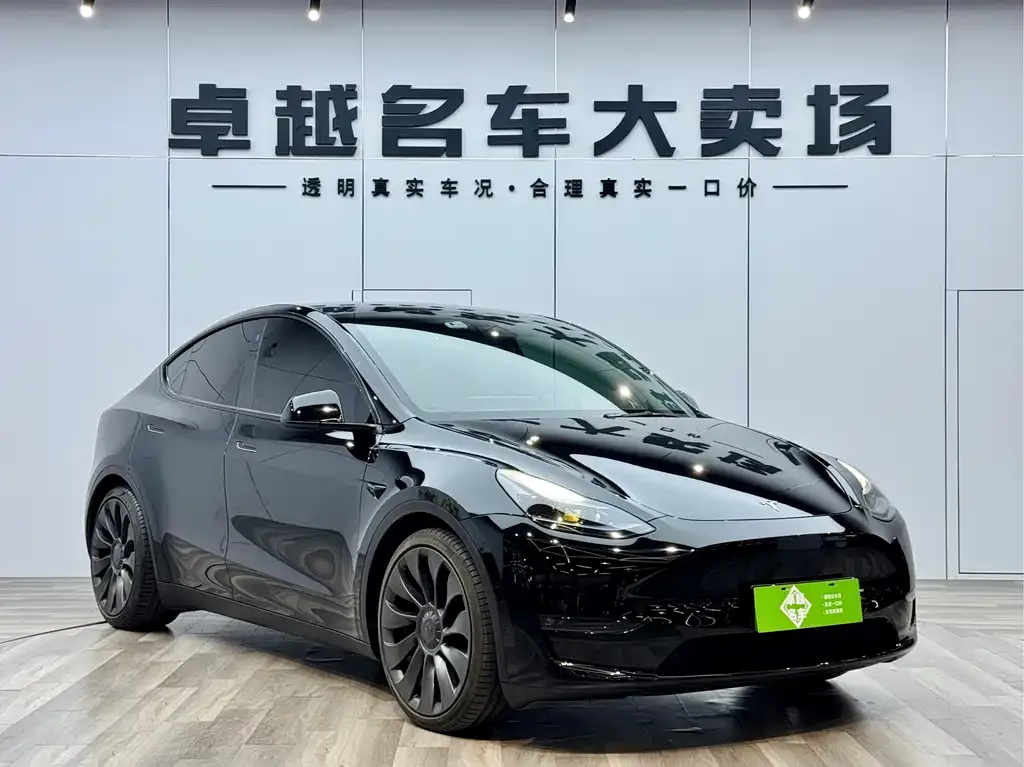 Tesla Model Y 2023 из CN, фото 3