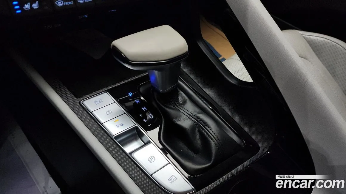 Hyundai AVANTE — фото 9