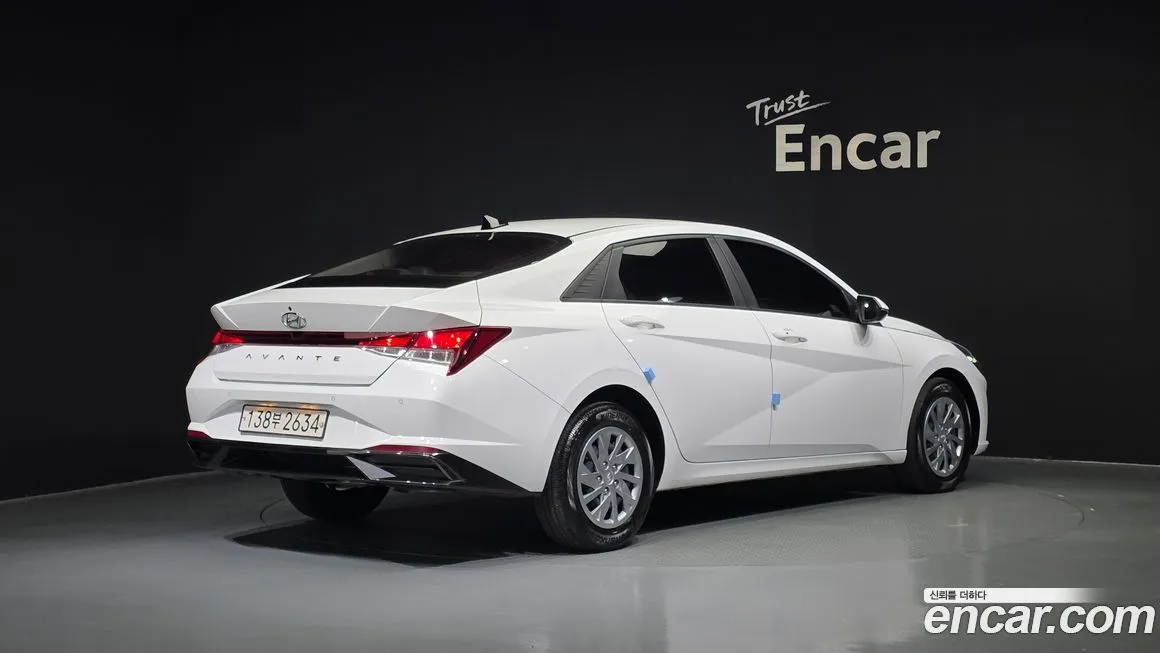 Hyundai AVANTE — фото 2