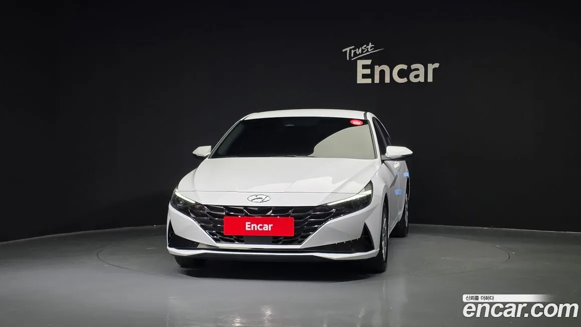 Hyundai AVANTE — фото 3