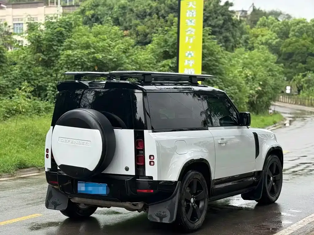 Land Rover Defender — фото 4