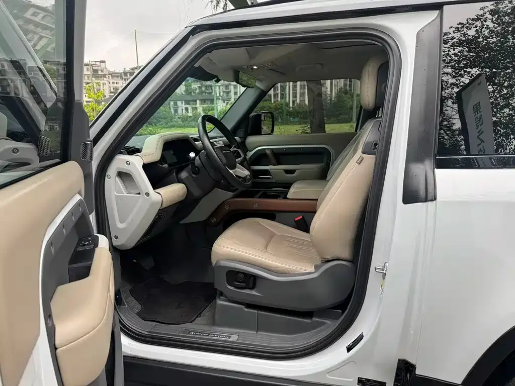 Land Rover Defender — фото 8