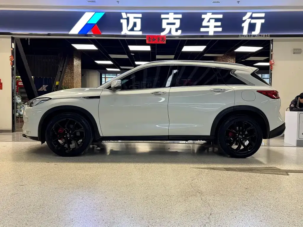 Infiniti QX50 2024 из CN, фото 2