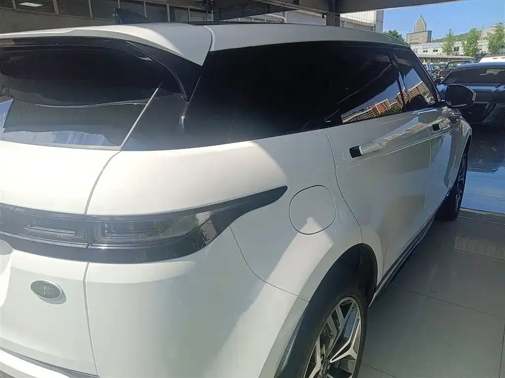 Land Rover Evoque — фото 5