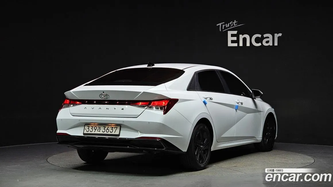 Hyundai AVANTE — фото 2