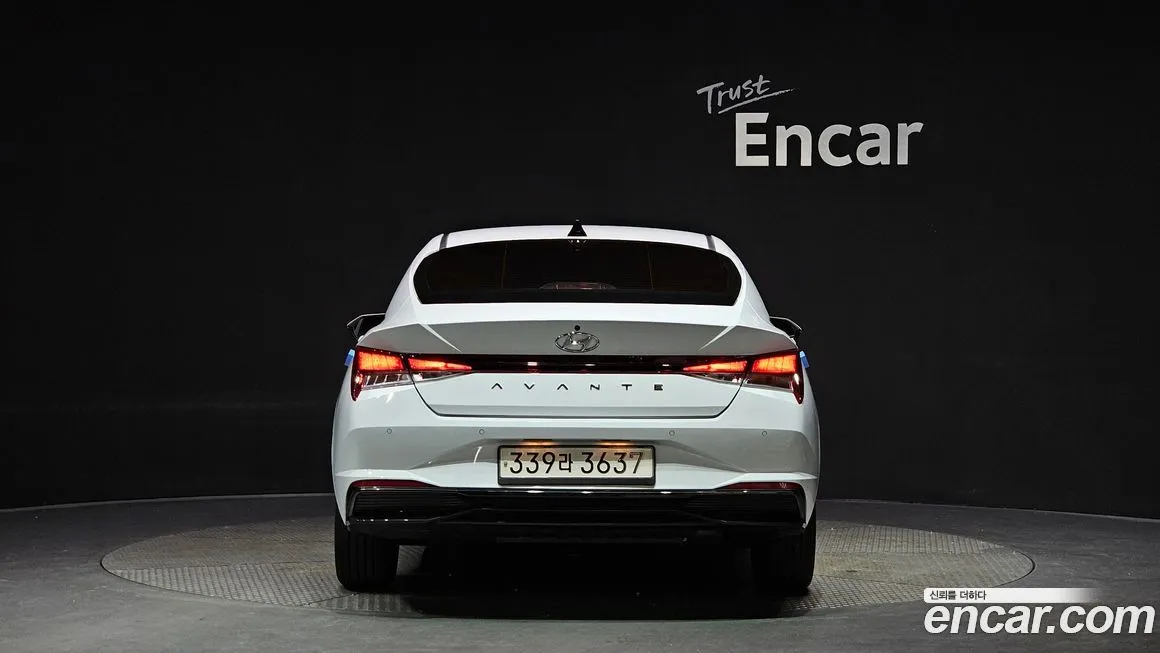 Hyundai AVANTE — фото 4