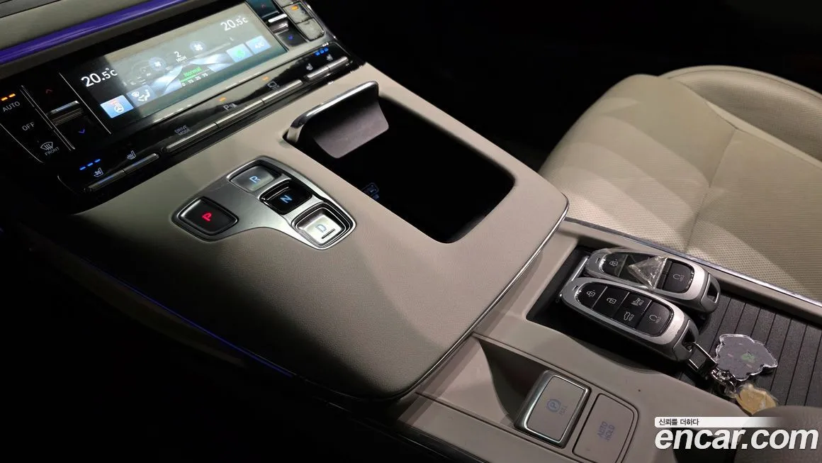 Hyundai Grandeur 2022 из KR, фото 9