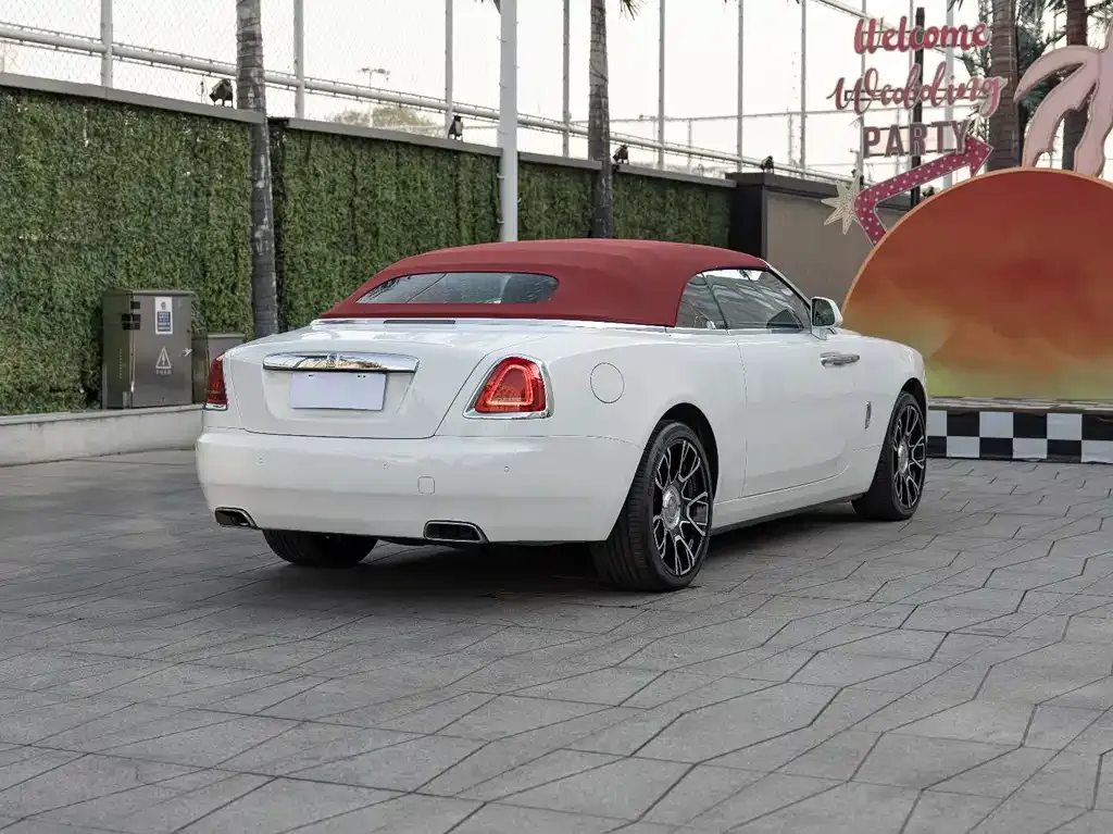 Rolls-Royce Dawn 2021 из CN, фото 4