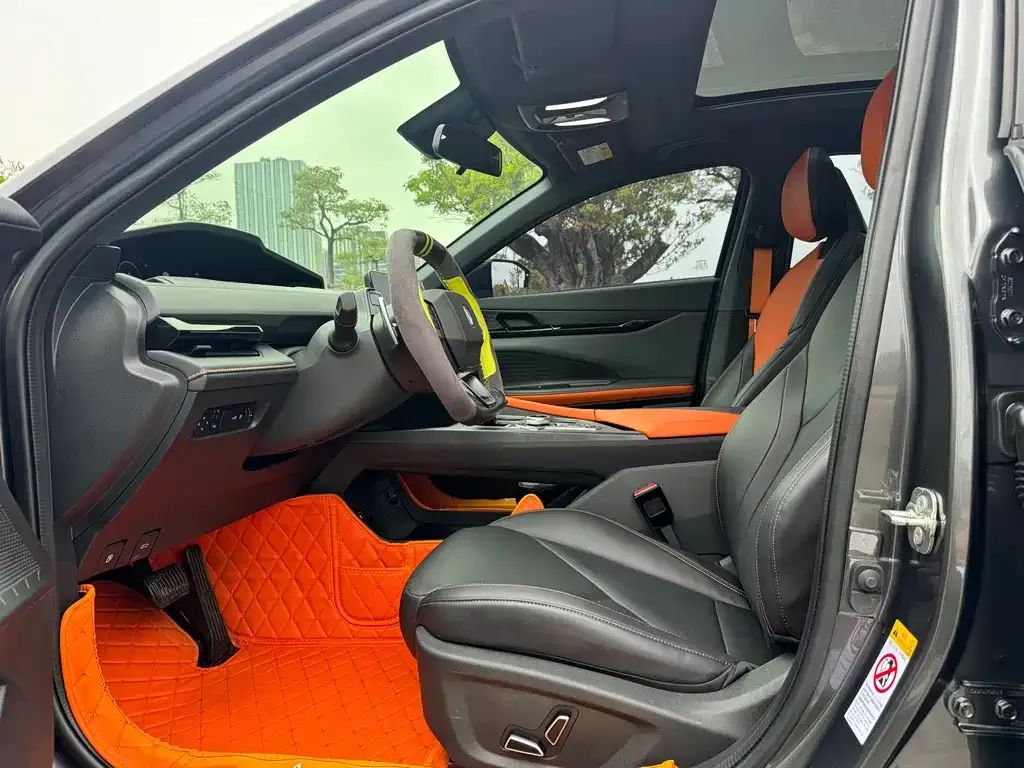 Changan UNI-V 2023 из CN, фото 4
