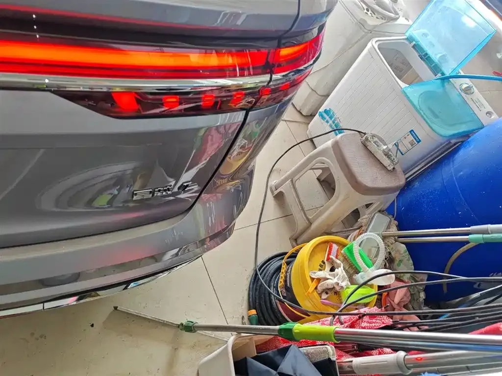 Geely Xingyue L 2024 из CN, фото 8