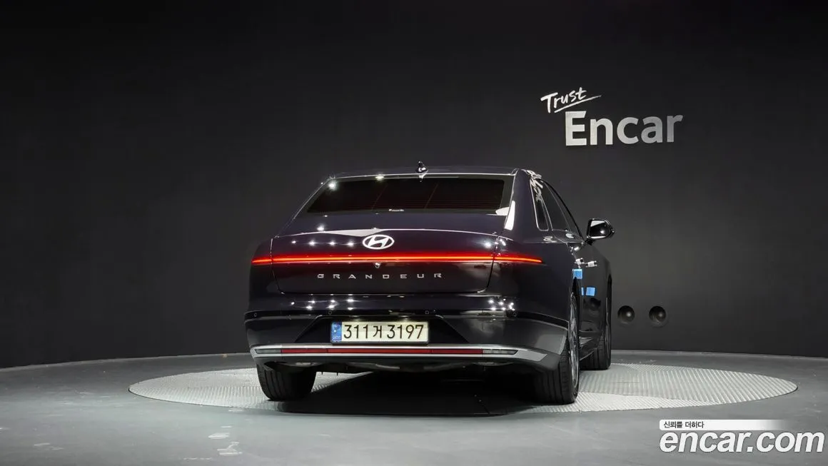 Hyundai Grandeur 2023 из KR, фото 4