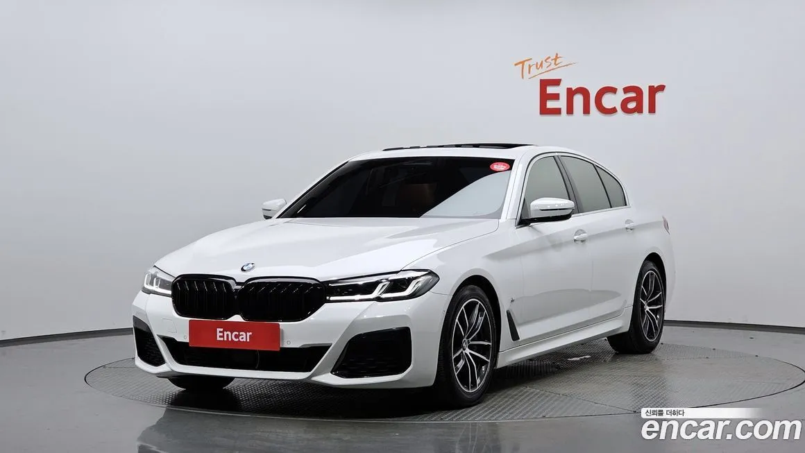 BMW 5-Series 2023 из KR, фото 1