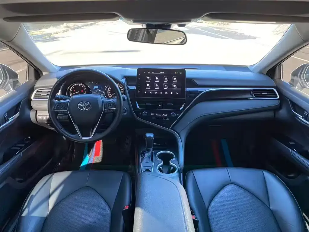 Toyota Camry 2023 из CN, фото 9