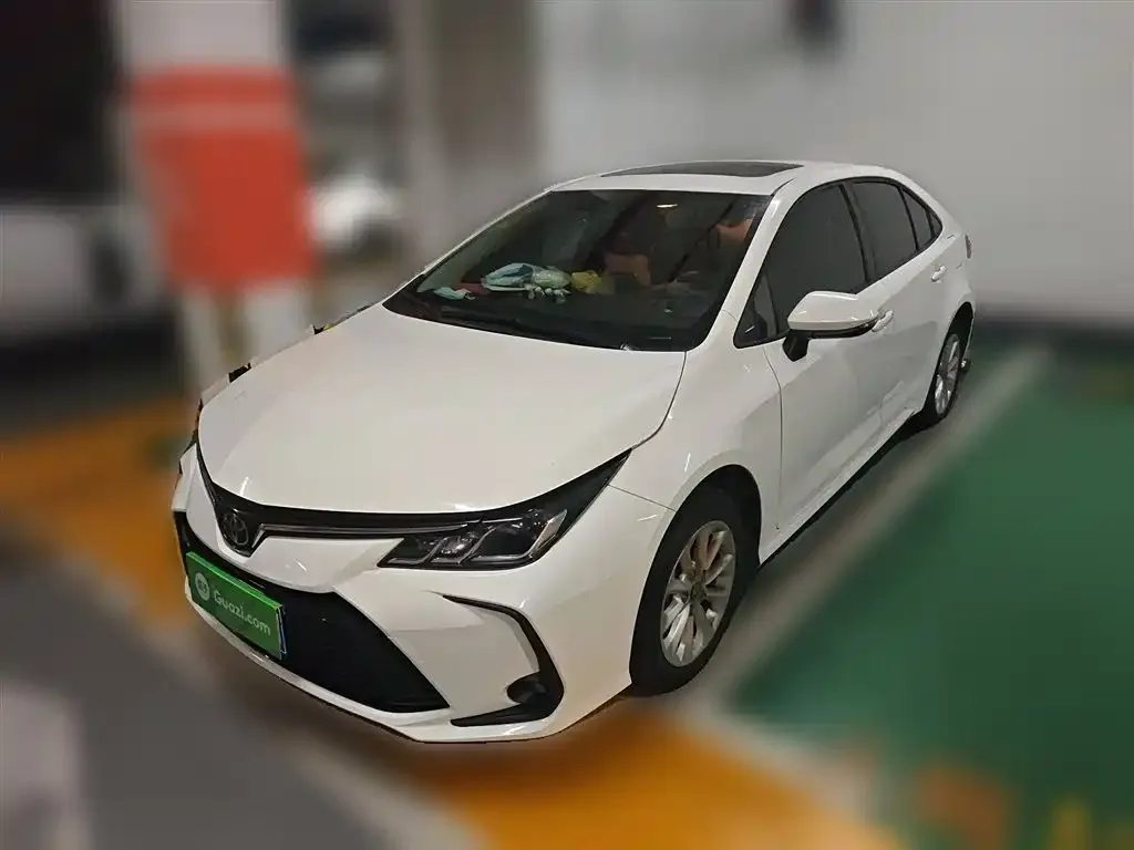 Toyota Corolla 2022 из CN, фото 2