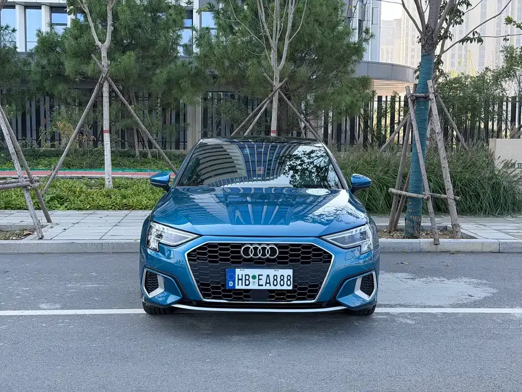Audi A3 — фото 2