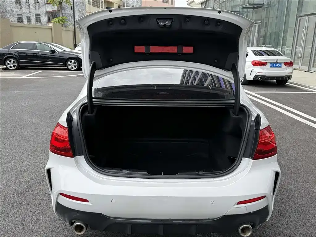 BMW 1 Series — фото 10