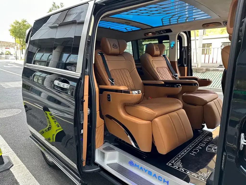 Mercedes-Benz Vito 2023 из CN, фото 10