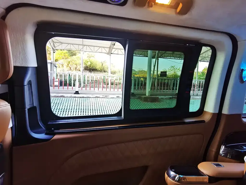 Mercedes-Benz Vito 2023 из CN, фото 7