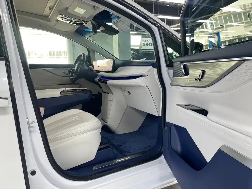 Buick GL8 Hybrid 2024 из CN, фото 6