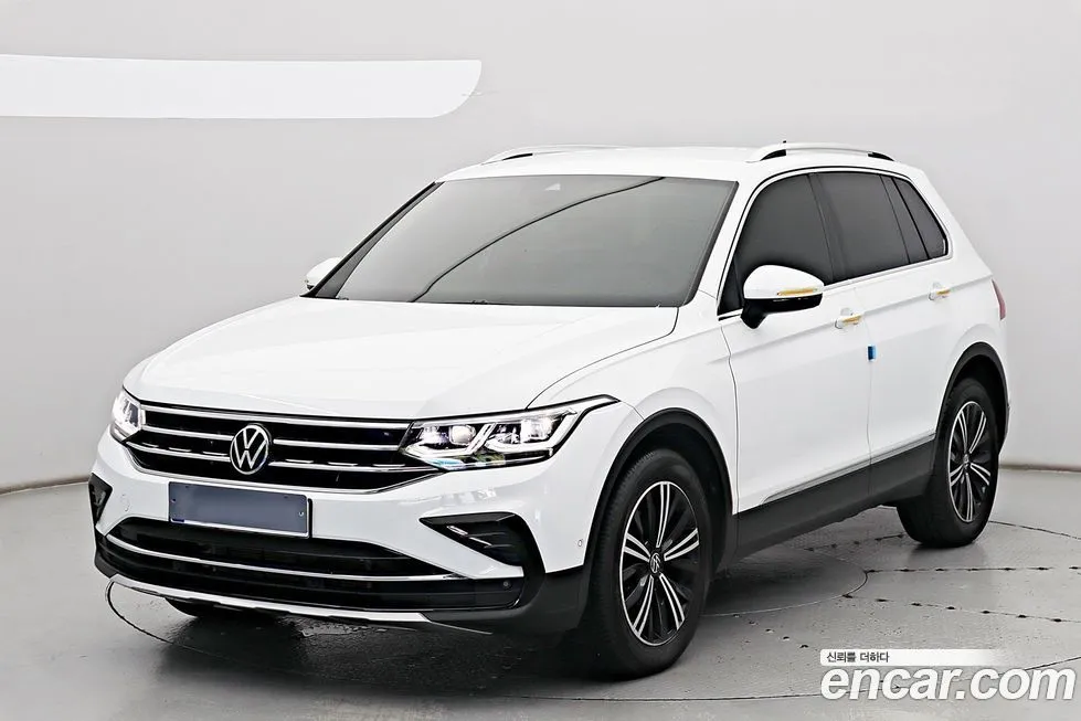 Volkswagen Tiguan 2023 из KR, фото 1