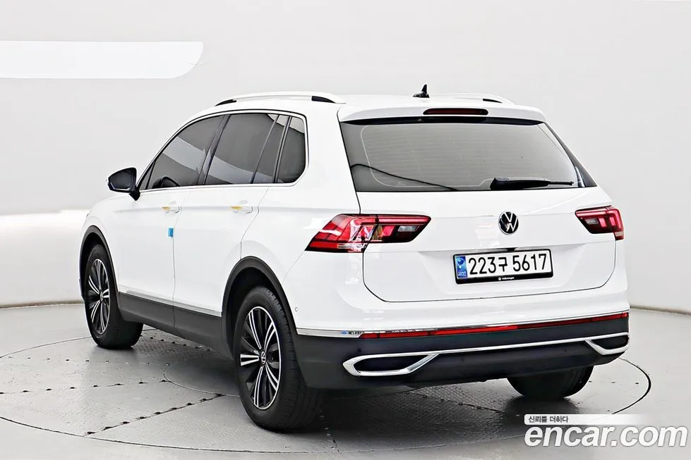 Volkswagen Tiguan 2023 из KR, фото 4