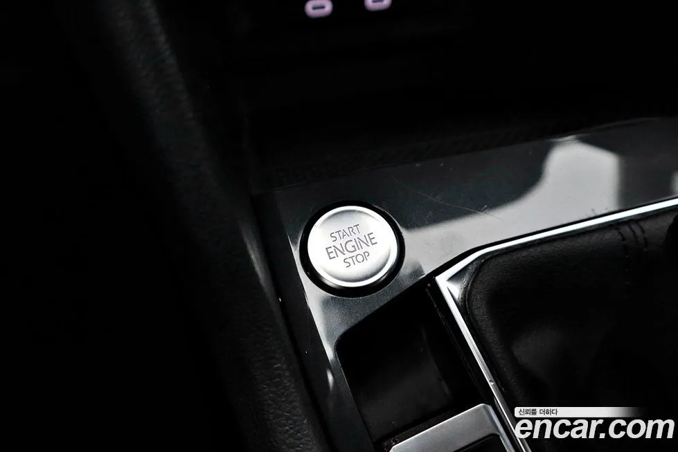 Volkswagen Tiguan 2023 из KR, фото 8