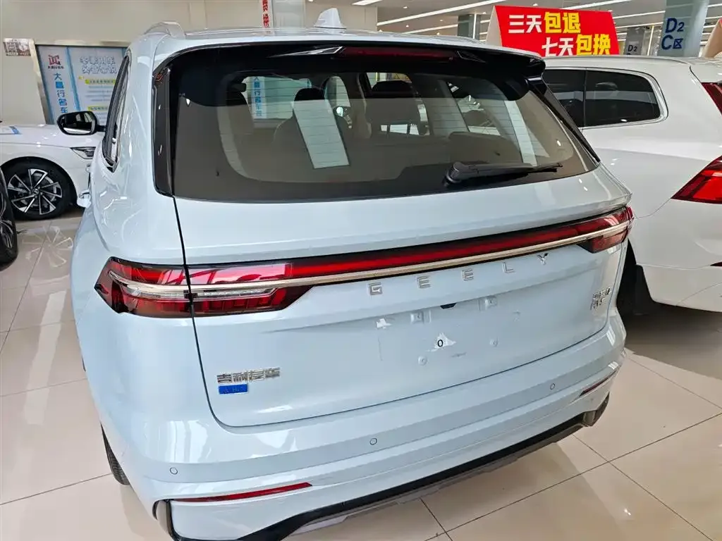 Geely Xingyue L — фото 3