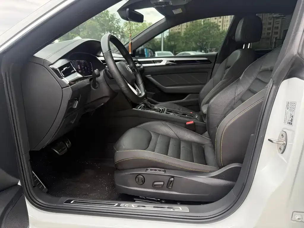 Volkswagen CC 2021 из CN, фото 9